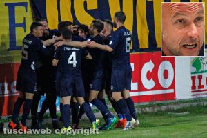 Sport - Calcio - Viterbese - L'esultanza dei gialloblù - Nel riquadro: Stefano Sottili