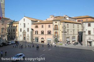 Viterbo - Piazza del Comune