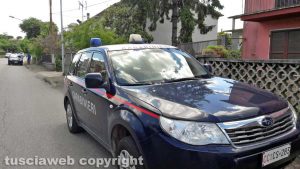 Montefiascone - I carabinieri sul posto, in via della Madonnella