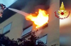 Roma - A fuoco appartamento in zona Prati