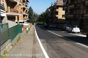Viterbo - Via Belluno senza strisce pedonali