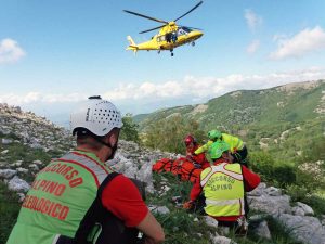 Latina - Escursionista precipita lungo un pendio dei monti Aurunci - L'intervento del soccorso alpino