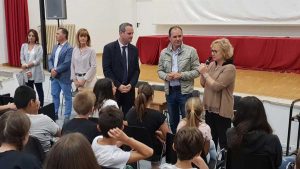 Montalto di Castro - Alessandro Battilocchio con gli studenti