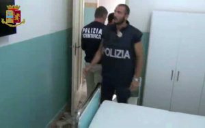Ragusa - La polizia nella casa di riposo