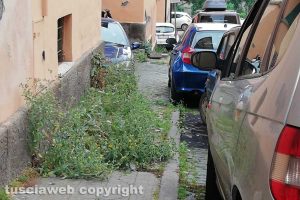 Viterbo - Incuria nelle vie del centro