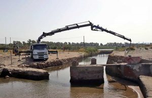 Tarquinia - I lavori per il ponticello alle Saline
