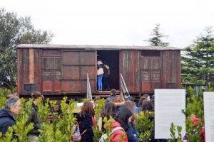 Tarquinia - Studenti in visita al Memoriale della Shoah