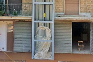 Gallese - L'ascensore esterno per Fernando Casali