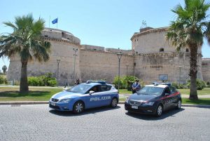 Civitavecchia - Polizia e carabinieri