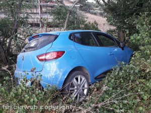 Montefiascone - Auto fuori strada sulla Cassia Nord