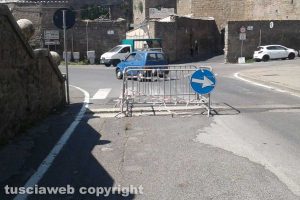 Viterbo - Le transenne a porta San Pietro