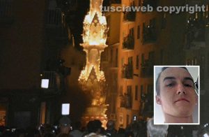 Viterbo - Santa Rosa - Il lancio del fumogeno - Nel riquadro: Denis Illarionov