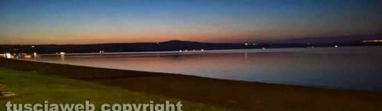 Capodimonte - Tramonto sul lago