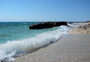 Riva del mar Caspio ad Aktau