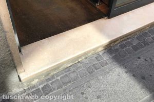 Viterbo - Un negozio lungo il Corso
