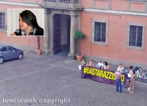 Viterbo - Sit in contro il razzismo del Pd Lisetta Ciambella Luisa