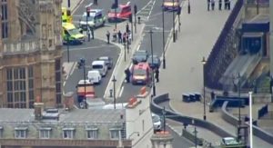 Londra - Le prime immagini dal parlamento