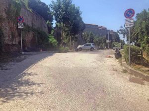 Il parcheggio di Largo dei Cavalieri di nuovo fruibile