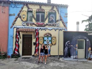 Sant'Angelo di Roccalvecce - Il murales su Hansel e Gretel