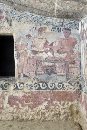 Tarquinia- - Tomba degli Scudi dopo i restauri