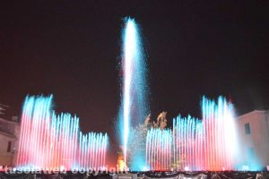 Tarquinia - Summer light water lo show delle fontane danzanti