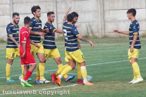 Sport - Calcio - Viterbese - L'esultanza dei gialloblù