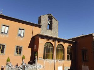 Montefiascone - La campana “silenziosa” del palazzo comunale