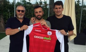 Manuel Nori con i dirigenti del Doc Gallese