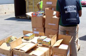 Civitavecchia - Sequestrati 270 chili di tabacco da masticare