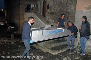 Viterbo - Bimba di tre mesi trovata morta in casa