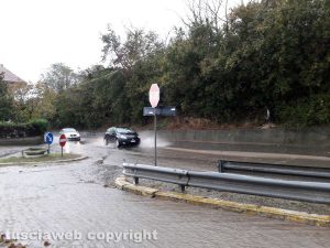 Montefiascone - Via Giuseppe Contadini allagata diìopo il temporale
