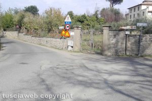 Viterbo - L'incrocioViterbo - L'incrocio tra via del Cuculo e strada Palanzana tra via Del cuculo e strada Palanzana