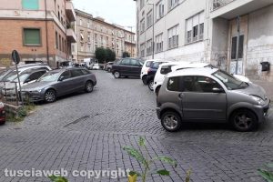 Viterbo - Sosta selvaggia in via Tommaso Carletti