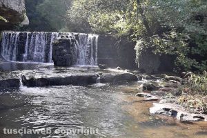Bomarzo - Le cascate di Fosso Castello