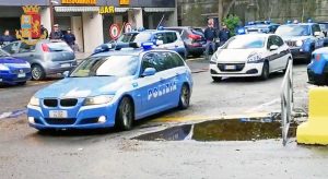 Roma - Giro di usura e spaccio - La polizia in azione