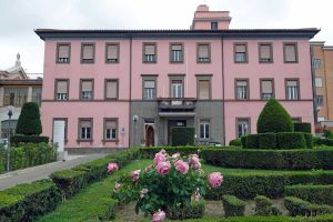 Viterbo - La casa di cura Villa Rosa