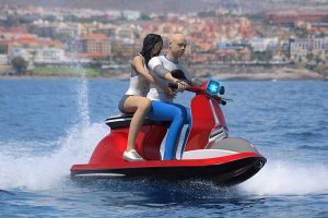 La Vespa moto d'acqua ideata da Pierpaolo Lazzarini