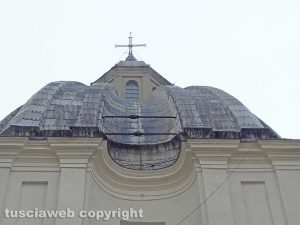 Montefiascone - Le catene della cupola di Santa Margherita