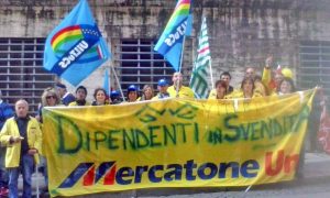 I quasi ex dipendenti del Mercatone uno
