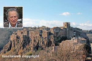 Calcata - Nel riquadro: Paolo Portoghesi