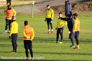 Sport - Calcio - Viterbese - L'allenamento di ieri - Sottili carica la squadra