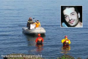 Montefiascone - Lago di Bolsena - Le ricerche del disperso - Nel riquadro Andrea Durantini