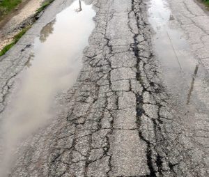 L'asfalto in località Poggio Forcone