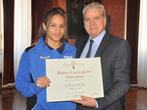 Viterbo - L'atleta Melissa Gemini e il sindaco Giovanni Maria Arena