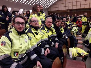 I volontari dell'Aeopc di Tarquinia all'udienza di papa