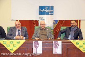 Signori, Frau e De Simone