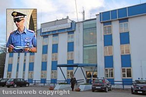 Viterbo - Caserma dei carabinieri - Nel riquadro: Agostino Marigliano, comandante della stazione