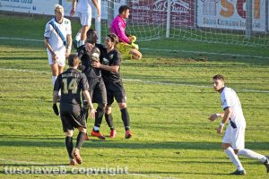 Sport - Calcio - Viterbese - L'esultanza di Ngissah dopo il 2-0