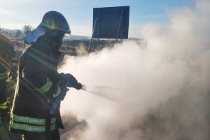 Viterbo - Auto in fiamme sulla Superstrada - Immagine di repertorio