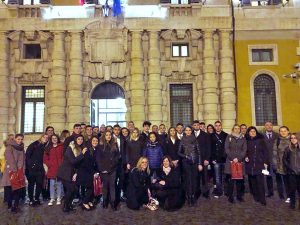 Roma - Studenti del "Cardarelli" di Tarquinia in visita al senato